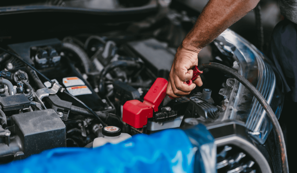 Bayraklı Akü Takviyesi Profesyonel Hizmet
